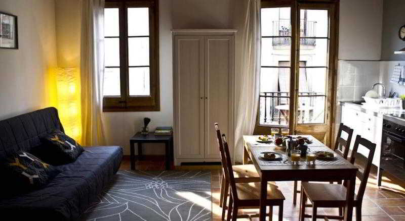 En Ferran By The Streets Hotel Barcelona Exterior photo