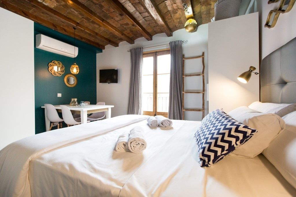 En Ferran By The Streets Hotel Barcelona Exterior photo